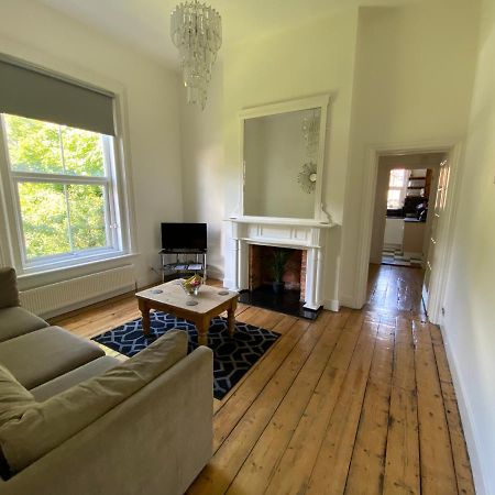 Lovely 2 Bedroom Flat Wifi Close To The Beach Μπόρνμουθ Εξωτερικό φωτογραφία