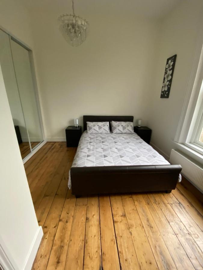 Lovely 2 Bedroom Flat Wifi Close To The Beach Μπόρνμουθ Εξωτερικό φωτογραφία